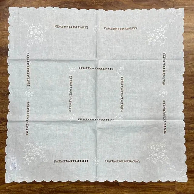 @6092 100% Handmade Embroidered Hemstitched Floral PlacematTable Runner, Pure Linen, Vintage, Classic Design, Great Gift, Flower